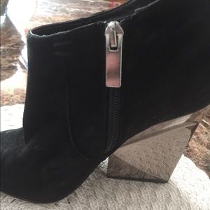 Dolce Vita booties